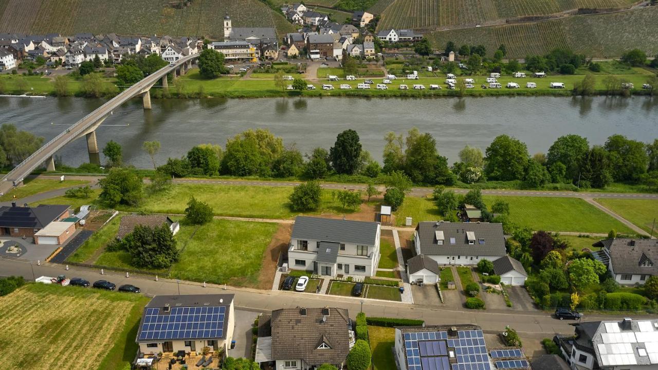 Mittelmosel Panorama Ferienwohnung Kinheim Exterior foto